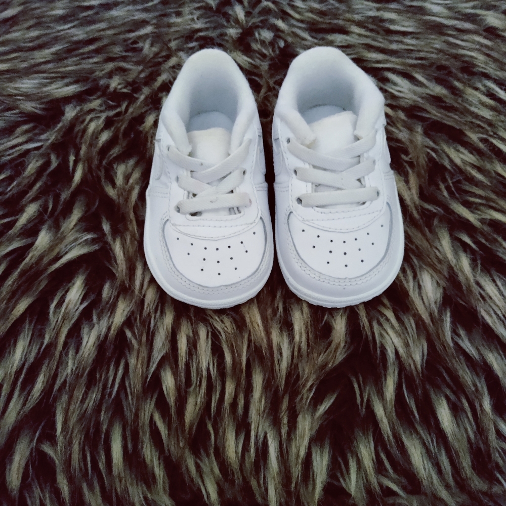 Baby shoes